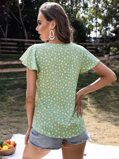 Cairns Flowers Tie Neck Short Sleeve Blouse in Green