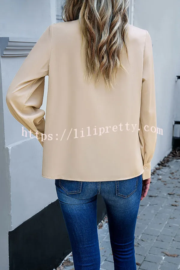 Elegant Round Neck Pleated Long Sleeve Solid Color Top